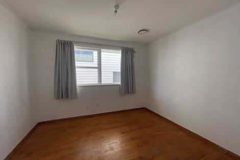 Photo of property in 32 Edinburgh Avenue, Rosehill, Papakura, 2113