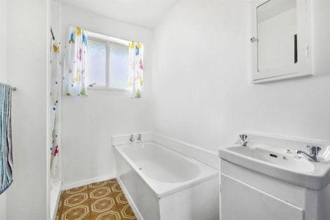 Photo of property in 392 Mairehau Road, Parklands, Christchurch, 8083