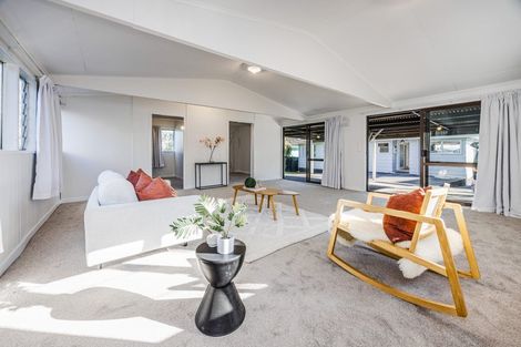 Photo of property in 52 Zelda Avenue, Clover Park, Auckland, 2023