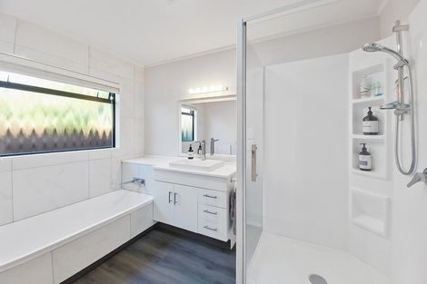 Photo of property in 165 Auckland Road, Greenmeadows, Napier, 4112