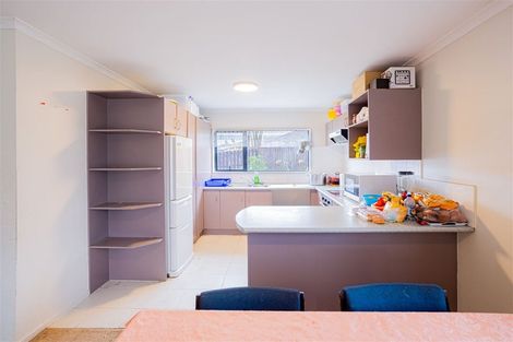 Photo of property in 8 Orrell Place, Mangere, Auckland, 2022