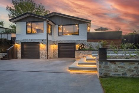 Photo of property in 2 Jenkins Place, Arrowtown, 9302