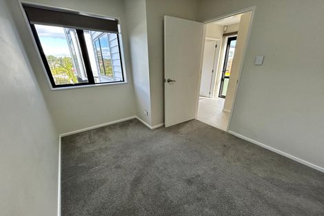 Photo of property in 53a Glendene Avenue, Glendene, Auckland, 0602