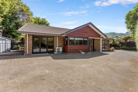 Photo of property in 33 Memphis Grove, Totara Park, Upper Hutt, 5018