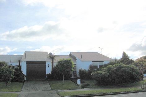 Photo of property in 39 Grahams Road, Ilam, Christchurch, 8041