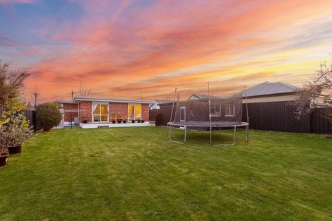 Photo of property in 25 Meadow Street, Papanui, Christchurch, 8052