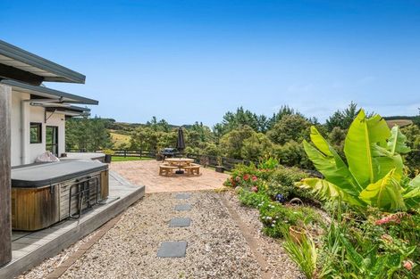 Photo of property in 436 Kanohi Road, Kaukapakapa, 0873