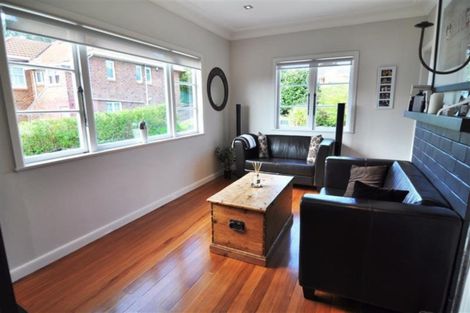 Photo of property in 163 Titirangi Road, New Lynn, Auckland, 0600