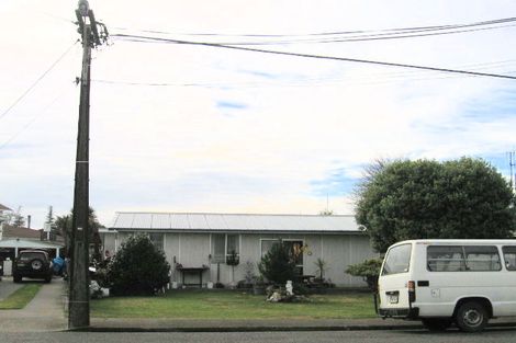 Photo of property in 102b Warwick Road, Mayfair, Hastings, 4122