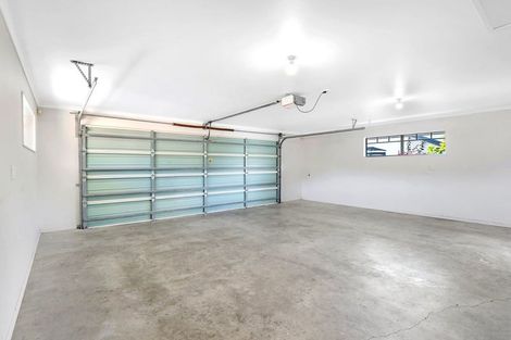 Photo of property in 30 Strachan Way, Highbury, Palmerston North, 4412
