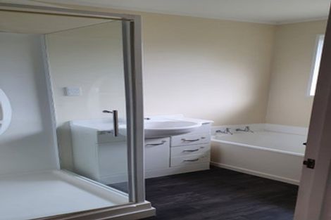 Photo of property in 2/36 Chipping Lane, Redwood, Christchurch, 8051