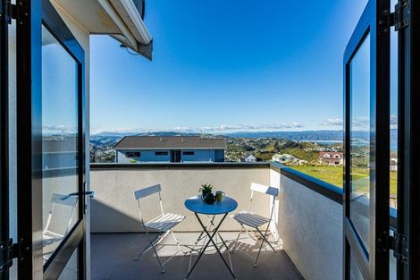 Photo of property in 9 Jaunpur Crescent, Broadmeadows, Wellington, 6035