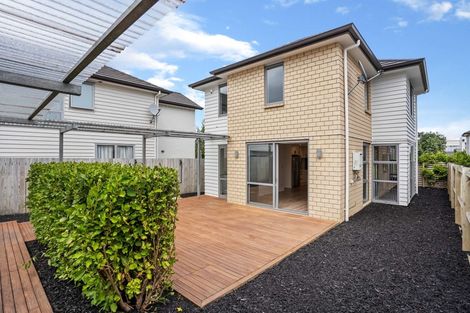 Photo of property in 17 Phar Lap Crescent, Takanini, 2112