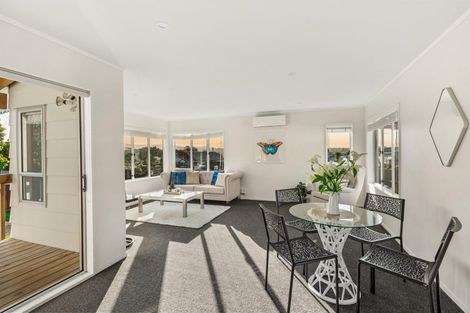 Photo of property in 26 Hinerau Street, Henderson, Auckland, 0612