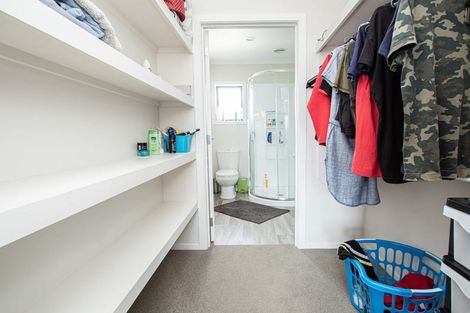 Photo of property in 9u2 Heath Street, Saint Andrews, Hamilton, 3200