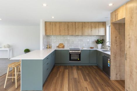 Photo of property in 17 Banks Place, Rangiora, 7400