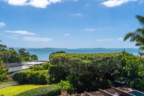 Photo of property in 188 Mellons Bay Road, Mellons Bay, Auckland, 2014