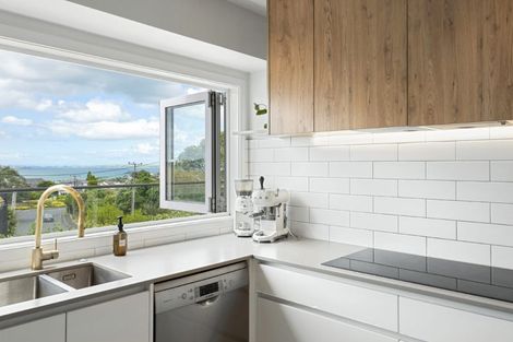 Photo of property in 93 Hastings Road, Mairangi Bay, Auckland, 0630