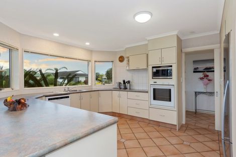 Photo of property in 82 Santa Monica Drive, Papamoa Beach, Papamoa, 3118