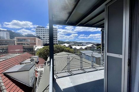 Photo of property in St Pauls Apartments, 83/43u Mulgrave Street, Thorndon, Wellington, 6011
