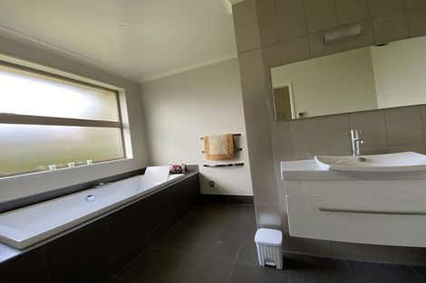 Photo of property in 23 Globe Bay Drive, Templeton, Christchurch, 8042