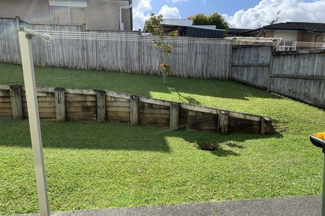 Photo of property in 3 Kouras Place, Flat Bush, Auckland, 2016