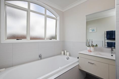 Photo of property in 24 Premila Drive, Pukekohe, 2120