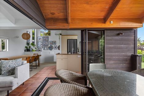 Photo of property in 5/3 Swann Beach Road, Stanmore Bay, Whangaparaoa, 0932