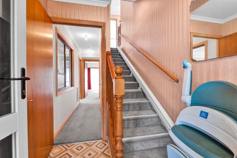 Photo of property in 64 Waiwaka Terrace, Strandon, New Plymouth, 4312