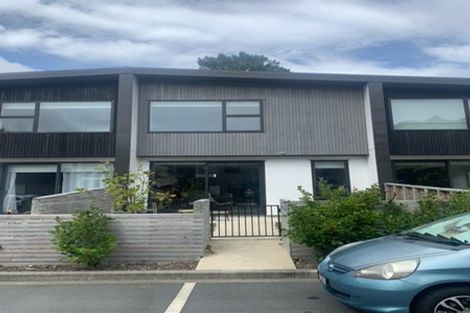 Photo of property in 24 Rua Kai Way, Brooklyn, Wellington, 6021