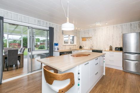 Photo of property in 8 Crichton Place, Taradale, Napier, 4112