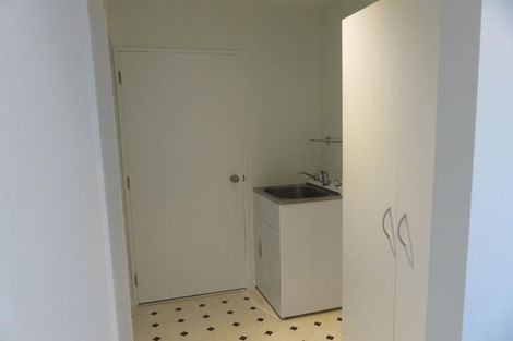 Photo of property in 8b Neeve Place, Taradale, Napier, 4112