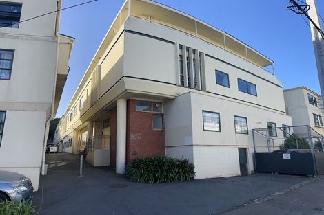 Photo of property in Te Awhina Apartments, 11/22u Sussex Street, Mount Cook, Wellington, 6021