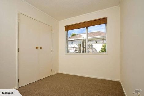 Photo of property in 1/24 Bayview Road, Bayview, Auckland, 0629