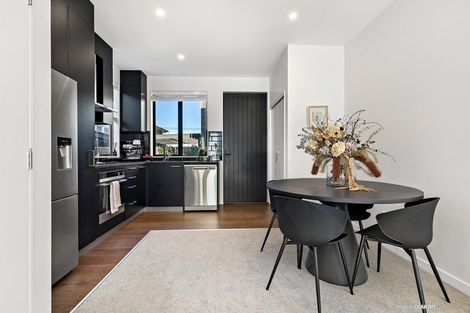 Photo of property in 20u6 Trent Street, Island Bay, Wellington, 6023