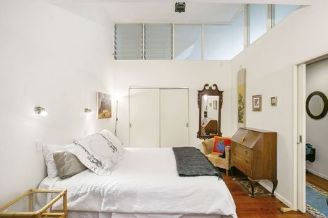 Photo of property in Courtenay Mews Apartments, 12/14u Alpha Street, Te Aro, Wellington, 6011