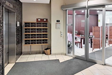 Photo of property in Terrace Heights Apartments, 2g/163 The Terrace, Wellington Central, Wellington, 6011