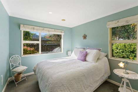 Photo of property in 29b Karu Crescent, Waikanae, 5036