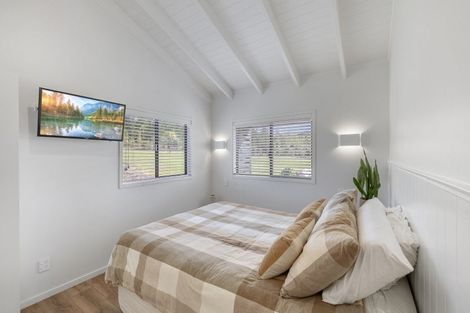 Photo of property in 23 Pine Valley Glade, Mangawhai, 0573