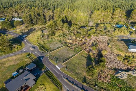 Photo of property in 184 Park Avenue, Waitarere Beach, Levin, 5510