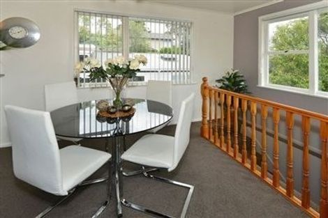 Photo of property in 6 William Souter Street, Forrest Hill, Auckland, 0620