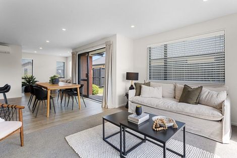 Photo of property in 33 Selfe Crescent, Burwood, Christchurch, 8083