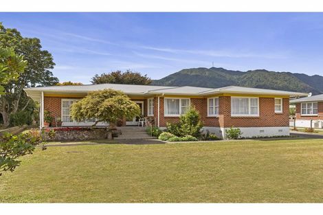 Photo of property in 118 Stanley Avenue, Te Aroha, 3320