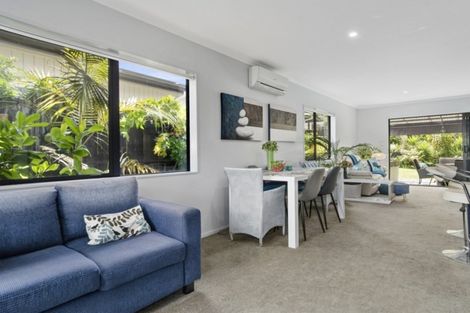 Photo of property in 11 Lakeview Quay, Pyes Pa, Tauranga, 3112