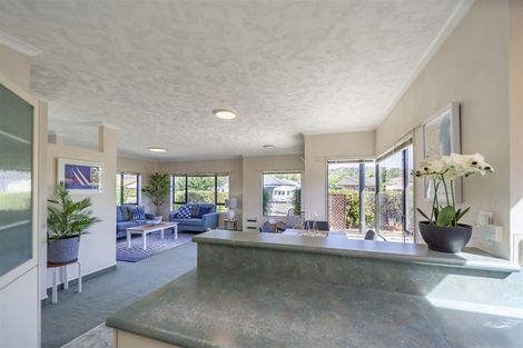 Photo of property in 3 Beaufort Place, Taradale, Napier, 4112