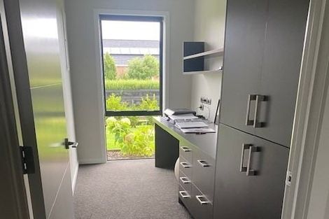 Photo of property in 123 Saint Kilda Road, Cambridge, 3434