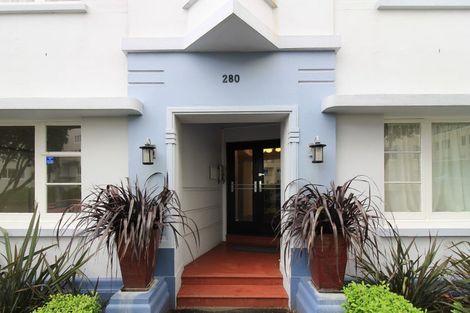 Photo of property in Olympus Flats, 280f1 Oriental Parade, Oriental Bay, Wellington, 6011