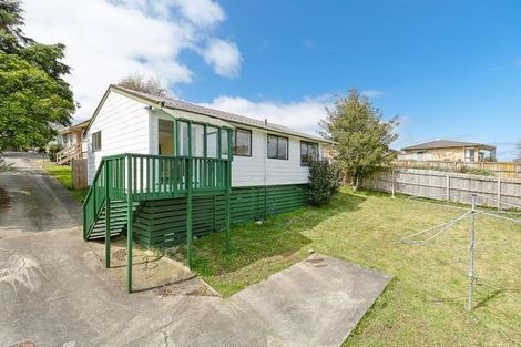 Photo of property in 185a/2 Royal Road, Massey, Auckland, 0614