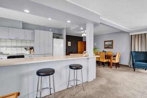 Photo of property in 28 Maire Street, Hawera, 4610