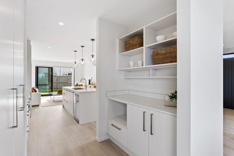Photo of property in 78 Metoriti Crescent, Karaka, 2124